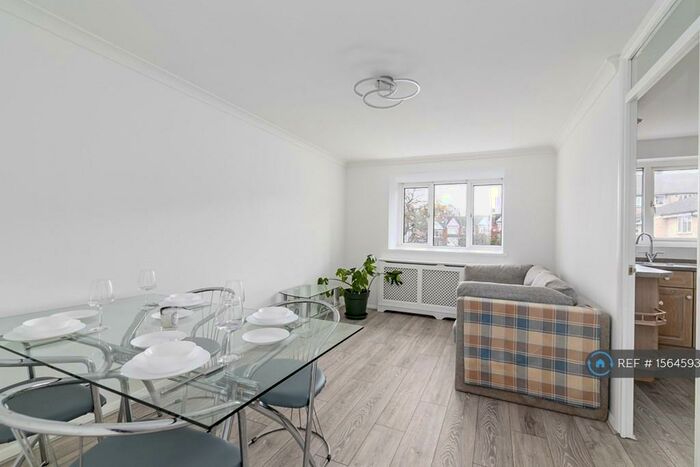 1 Bedroom Flat To Rent In Cambridge Gardens, London, N10