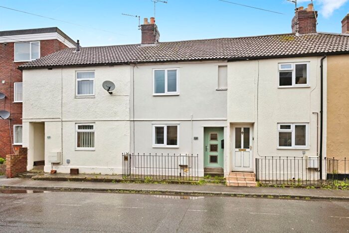 2 Bedroom End Terrace House For Sale In Huish, Yeovil, BA20