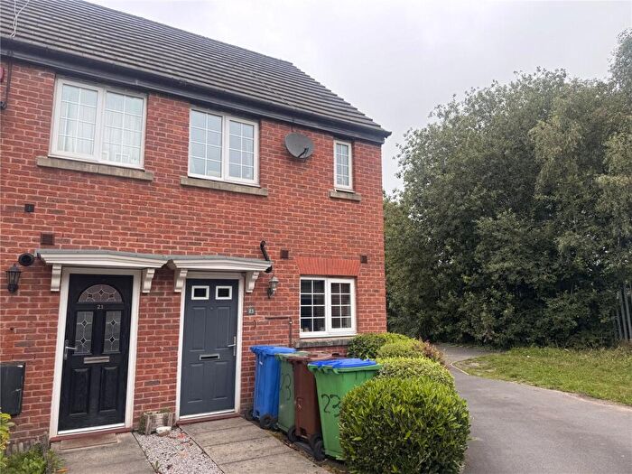 2 Bedroom End Of Terrace House To Rent In Newbold Hall Gardens, Rochdale, Greater Manchester, OL16