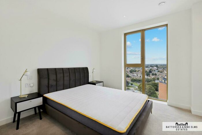 2 Bedroom Apartment To Rent In East Apartments, Heart Of Hale, N17