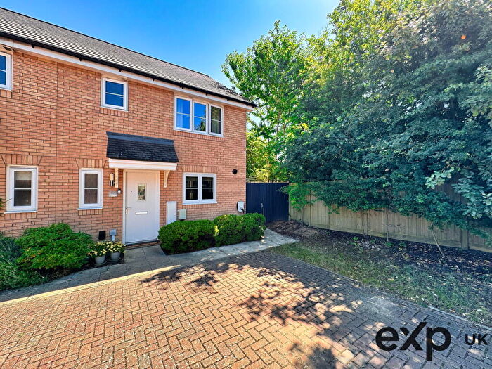3 Bedroom Semi-Detached House For Sale In Fullingpits Avenue, Barming, *Chain Free Sale*, ME16
