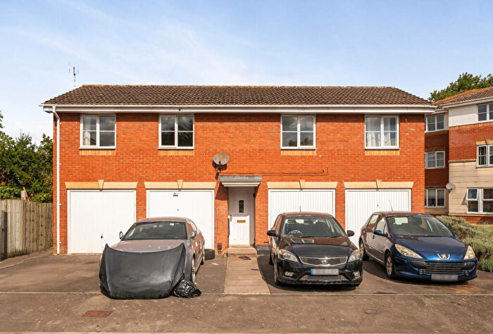 2 Bedroom Detached House For Sale In Bishops Castle Way, Gloucester, Gloucestershire, GL1