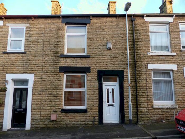 2 Bedroom Terraced House To Rent In Tudor Street, Shaw, Oldham, OL2
