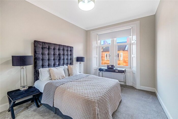 2 Bedroom Flat For Sale In Cartvale Road, Battlefield, Glasgow, G42