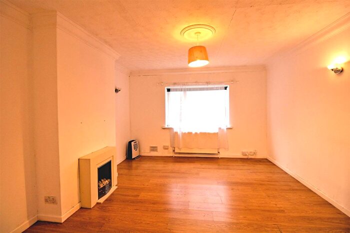 2 Bedroom Semi-Detached Bungalow For Sale In Kettlewell Lane, King's Lynn, PE30