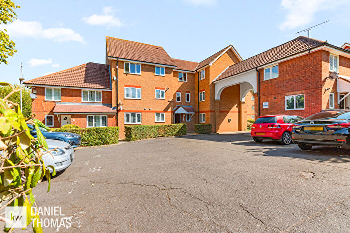 2 Bedroom Apartment For Sale In Daniel Thomas | Eagle Close, Waltham Abbey, EN9