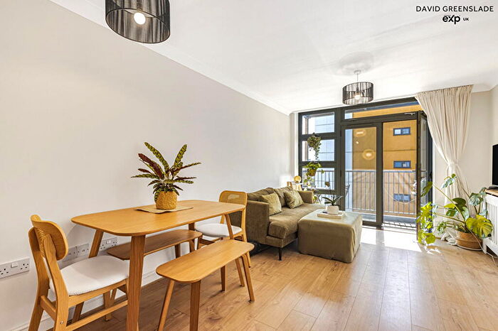 1 Bedroom Apartment To Rent In Maltings Close, E3