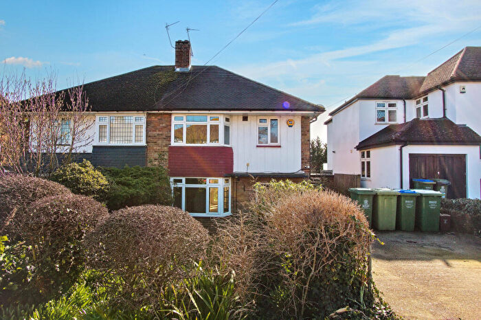 3 Bedroom Semi Detached House For Sale In Glenhurst Avenue, Bexley, Kent, DA5