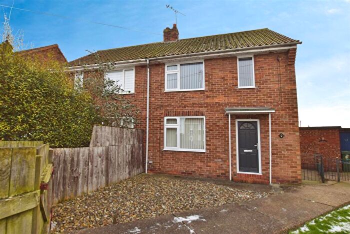 2 Bedroom Semi-Detached House For Sale In Hales Crescent, Hedon, HU12
