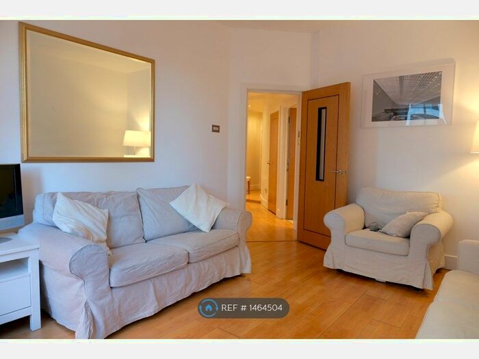 1 Bedroom Flat To Rent In Farringdon Road, London, EC1M