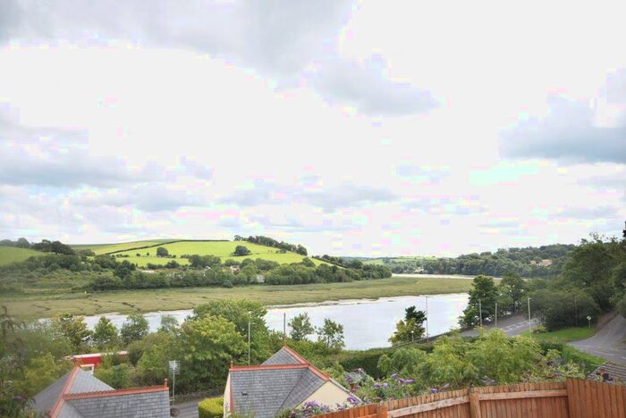 2 Bedroom Property To Rent In Ford Rise, Bideford EX39