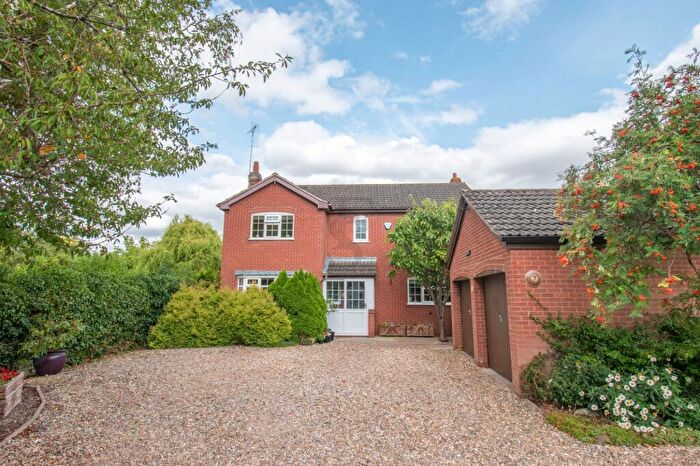 4 Bedroom Detached House For Sale In Shanklin Gardens, Knighton, LE2