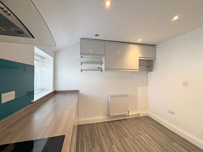 1 Bedroom Flat To Rent In East Parade, Harrogate, HG1