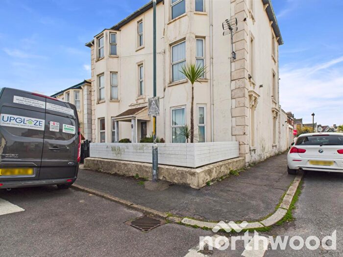 2 Bedroom Flat To Rent In Albert Road, Hythe, Kent, CT21