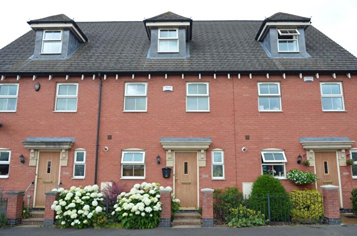 4 Bedroom Town House For Sale In Dale End Road, Hilton, Derby, DE65