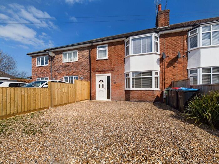 3 Bedroom Terraced House For Sale In Grove Avenue, Vicars Cross, CH3