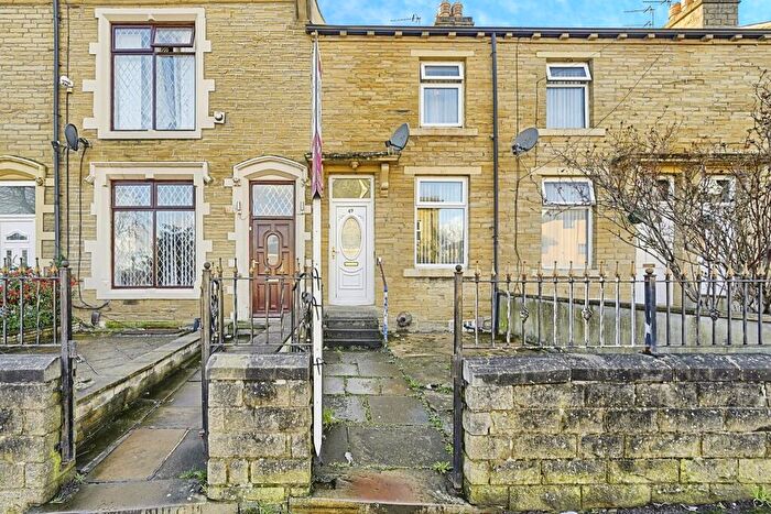 2 Bedroom Terraced House For Sale In Kensington Street, Bradford, BD8