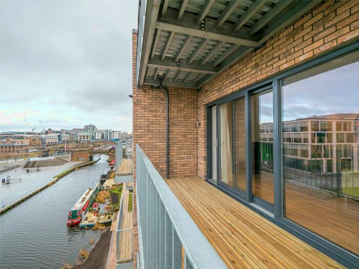 2 Bedroom Apartment To Rent In Horne Terrace, Edinburgh, EH11