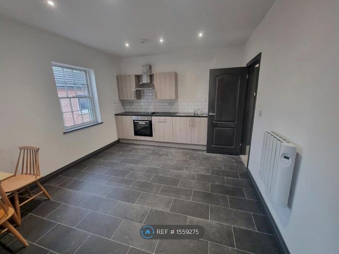 1 Bedroom Flat To Rent In The Chequers, Holbeach, Spalding, PE12