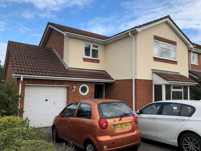 4 Bedroom Detached House To Rent In Regent Drive, Bournemouth, Dorset, BH7