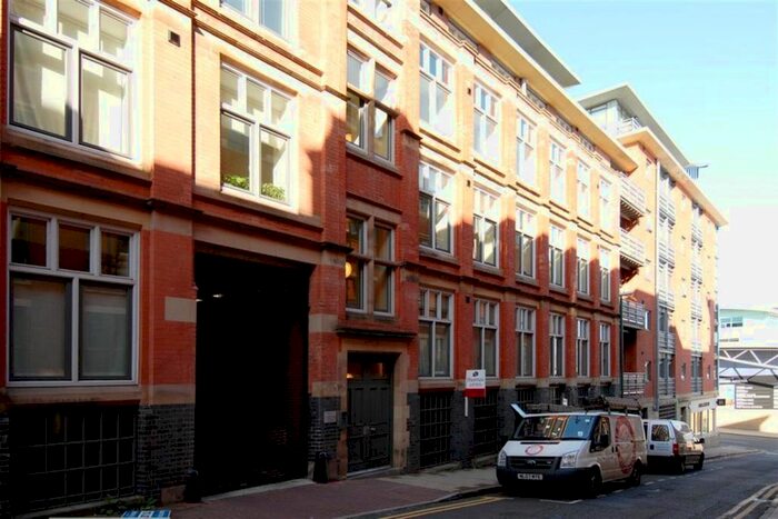 2 Bedroom Flat To Rent In Lexington Place, Plumptre Street, The Lace Market, Nottingham, NG1