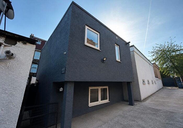 2 Bedroom Link Detached House For Sale In C West Green Road, Tottenham, London, N15