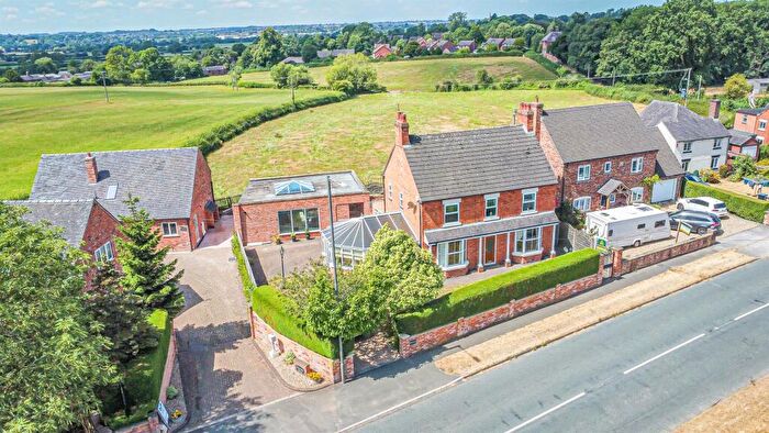 5 Bedroom Detached House For Sale In Derby Road, Doveridge, Derbyshire, DE6