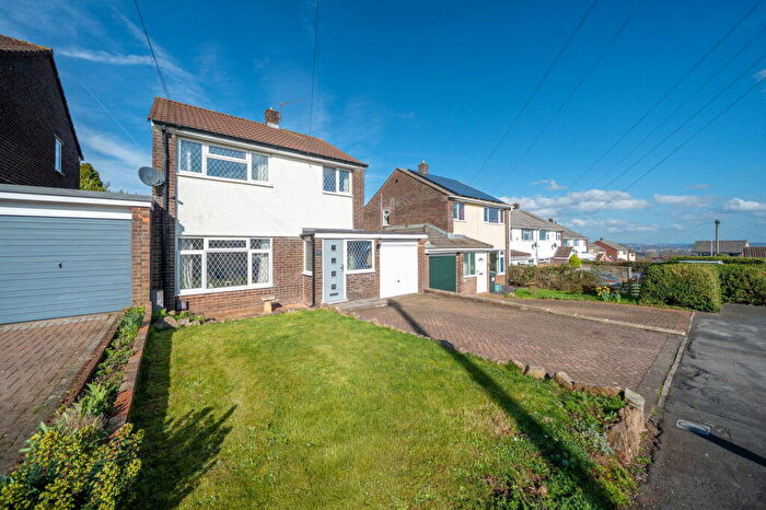 3 Bedroom Link Detached House For Sale In The Deans, Portishead, Bristol, BS20