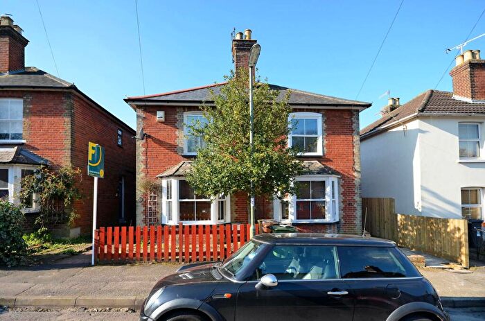2 Bedroom Semi-Detached House To Rent In High Path Road, , Merrow, Guildford, GU1
