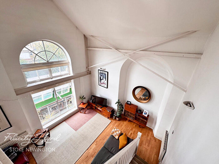 1 Bedroom Flat To Rent In Defoe Road, London, N16