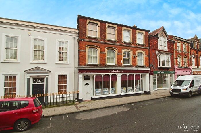 Studio To Rent In Wood Street, Swindon, SN1