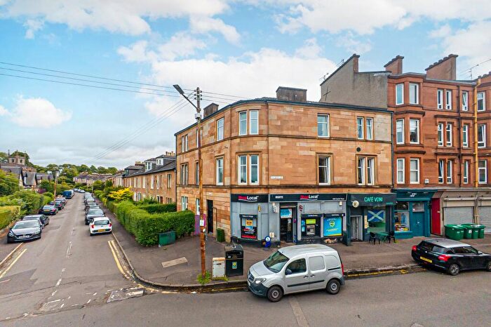 2 Bedroom Apartment For Sale In Kilmailing Road, Cathcart, Glasgow, G44