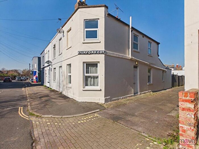 2 Bedroom End Of Terrace House For Sale In St. Pauls Road, Cheltenham, GL50