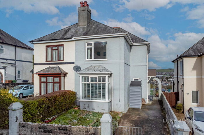 3 Bedroom Semi Detached House For Sale In Merafield Road, Plympton, PL7