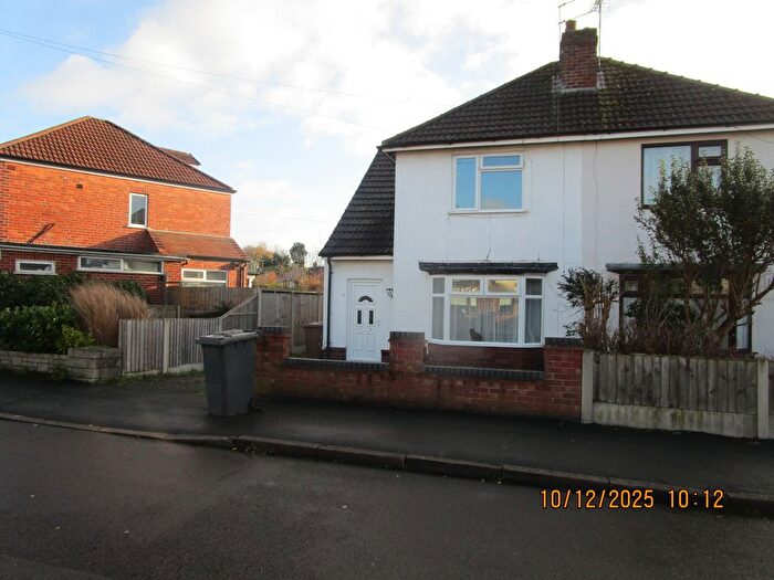 3 Bedroom Semi-detached House For Sale In Westcroft Avenue, Derby, DE23