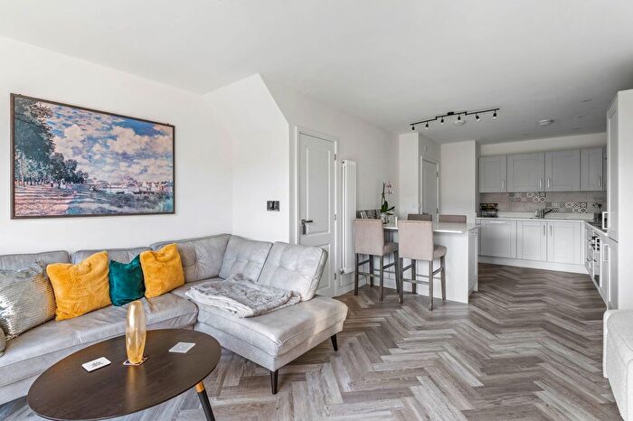 3 Bedroom Detached House For Sale In Peregrine Drive, Great Warley, Brentwood, CM13