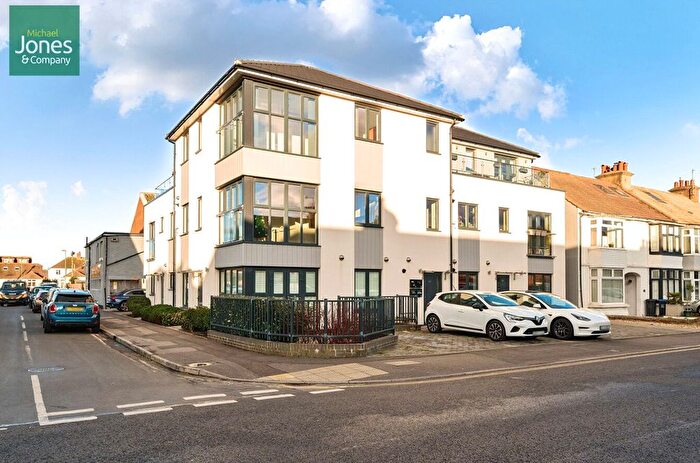 3 Bedroom Property To Rent In Penhill Road, Lancing, West Sussex, BN15