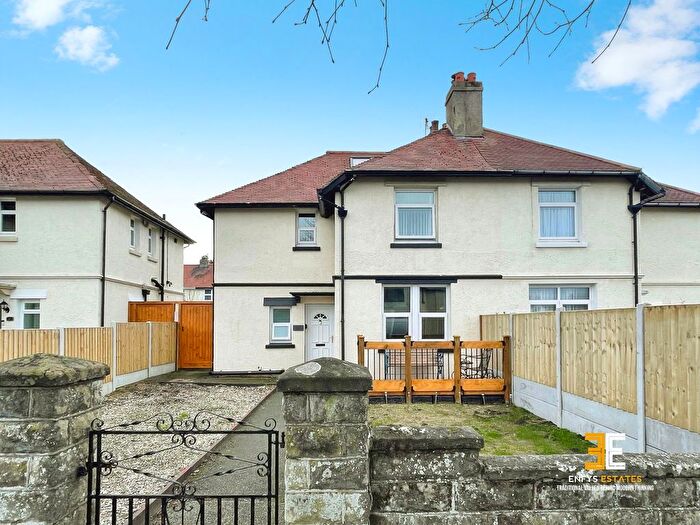 3 Bedroom Semi-Detached House For Sale In Dyffryn Road, Llandudno, LL30