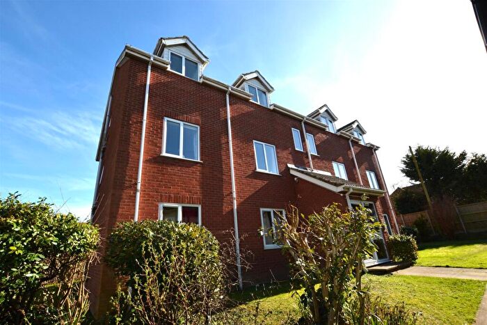 2 Bedroom Flat To Rent In Roydstone Court, Cromer, NR27