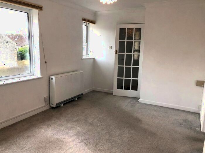 1 Bedroom Flat To Rent In Hopton Court, Shepton Mallet, BA4