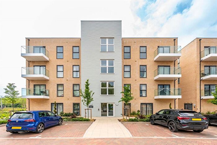 1 Bedroom Flat To Rent In Fairhaven Drive, Reading, RG2
