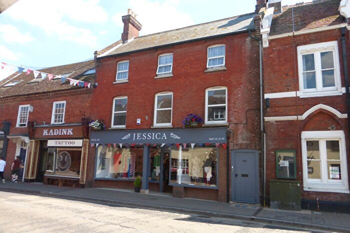 3 Bedroom Flat To Rent In High Street, Fordingbridge, SP6