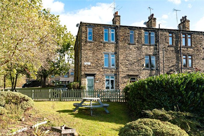 2 Bedroom Terraced House For Sale In Prospect View, Rodley, Leeds, West Yorkshire, LS13