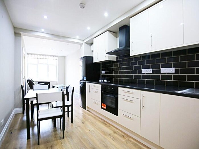 1 Bedroom Flat To Rent In Fonthill Road, London, N4