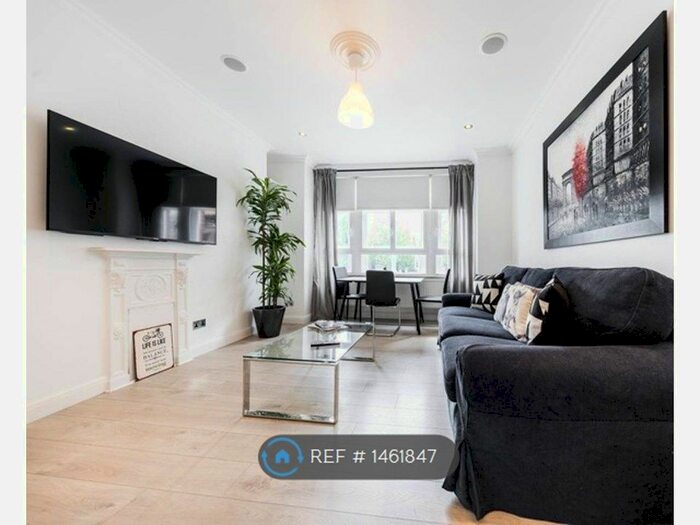 2 Bedroom Flat To Rent In Cavendish Buildings, London, W1K