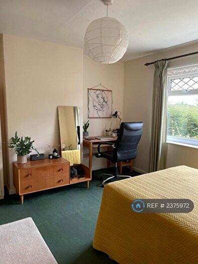 4 Bedroom Semi-Detached House To Rent In Prince Charles Road, Exeter, EX4