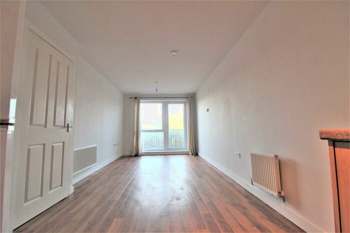 1 Bedroom Flat To Rent In London Road, , Thornton Heath, CR7