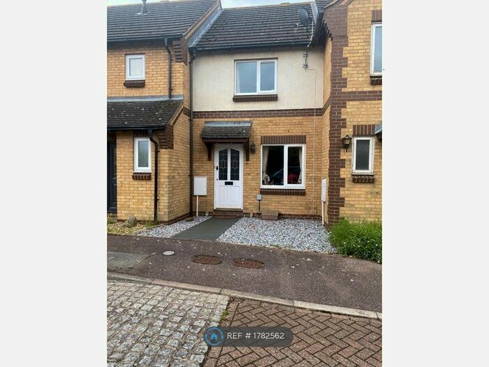 2 Bedroom Terraced House To Rent In Boxgrove Priory, Bedford, MK41