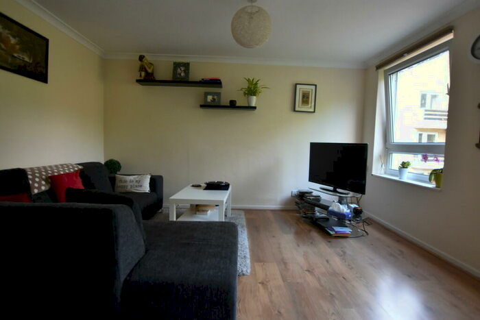 2 Bedroom Flat To Rent In Windsor House, Redcliffe Road, NG3