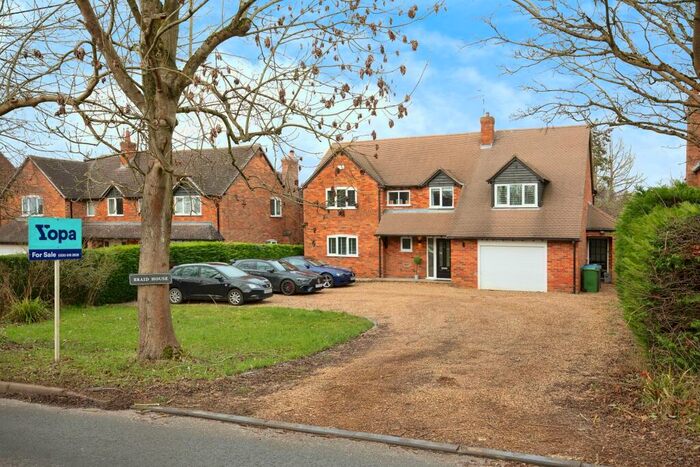 5 Bedroom Detached House For Sale In Kineton Road, Warwick, CV35